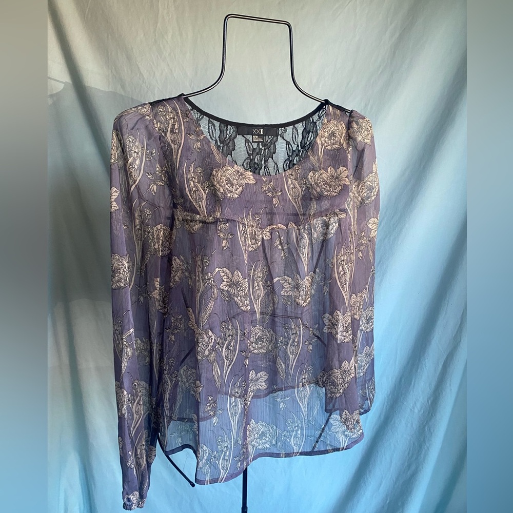 Forever 21 Sheer Floral with Lace Blouse New with tags! Size M top